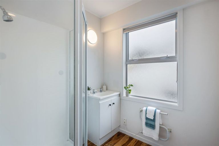 Photo of property in 27 Caesars Place, Churton Park, Wellington, 6037