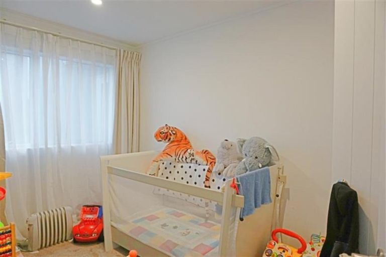 Photo of property in 8 Takahe Avenue, Takanini, 2112