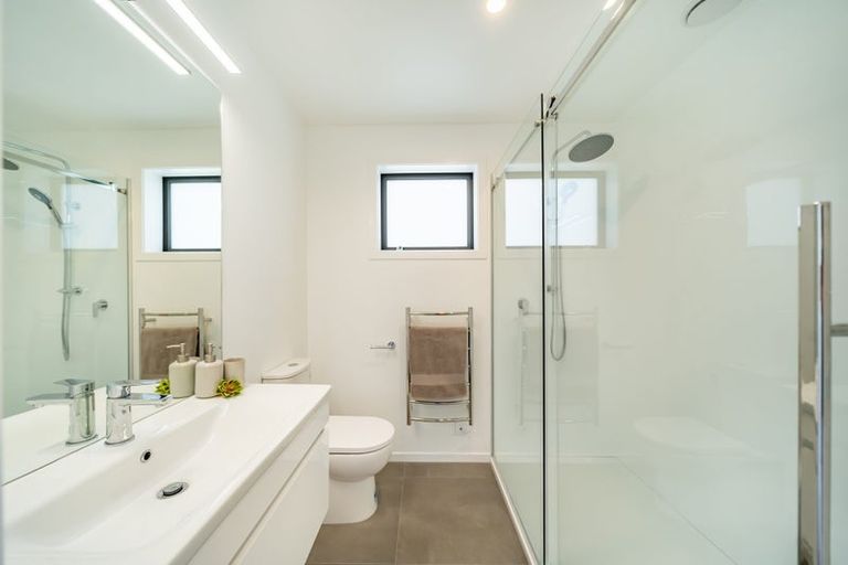 Photo of property in 12/96u Washington Avenue, Brooklyn, Wellington, 6021