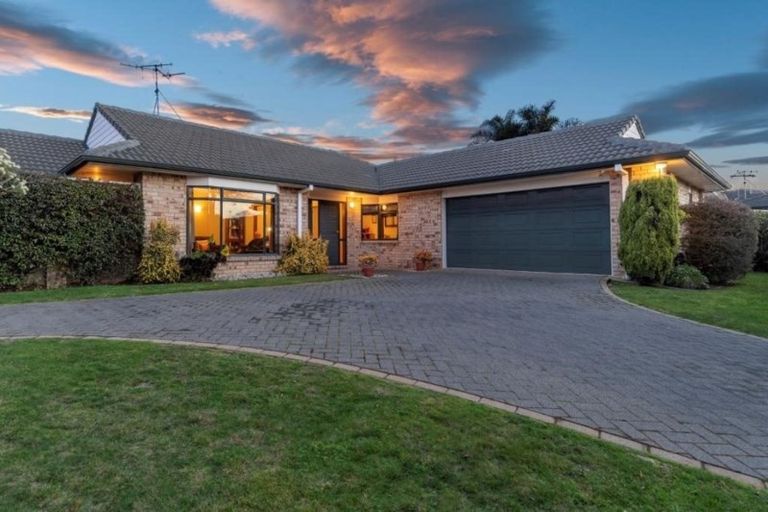 Photo of property in 42 Manor Park Drive, Pyes Pa, Tauranga, 3112