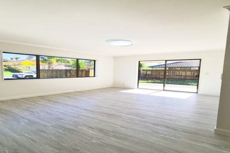Photo of property in 30 Rathmar Drive, Manurewa, Auckland, 2105