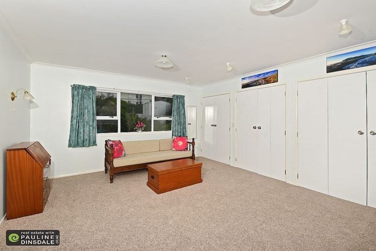 Photo of property in 10 Waikaraka Beach Road, Tamaterau, Whangarei, 0174