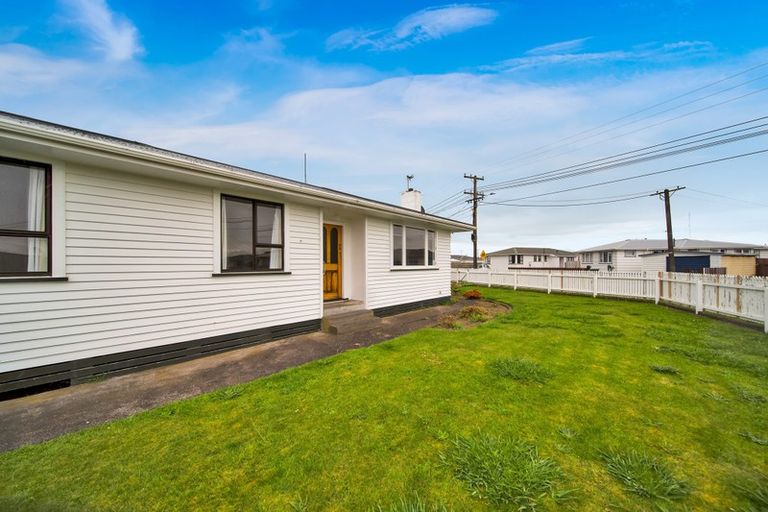 Photo of property in 21 Pacey Avenue, Hawera, 4610