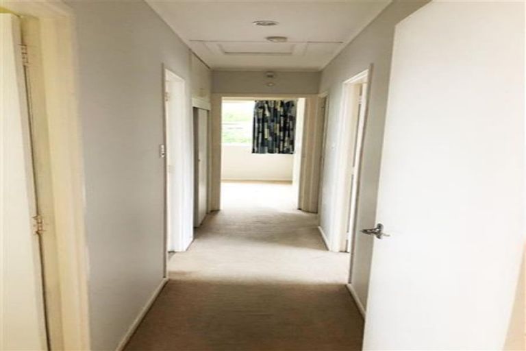 Photo of property in 3 Hamilton Place, Glenfield, Auckland, 0629