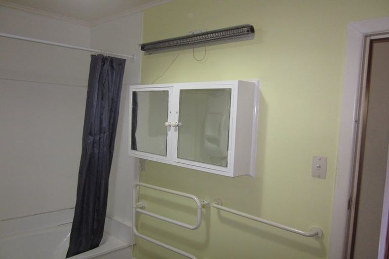 Photo of property in 28 Revans Street, Miramar, Wellington, 6022