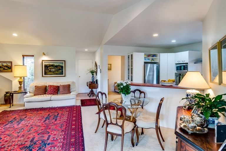 Photo of property in 10 Montpelier Drive, Taradale, Napier, 4112