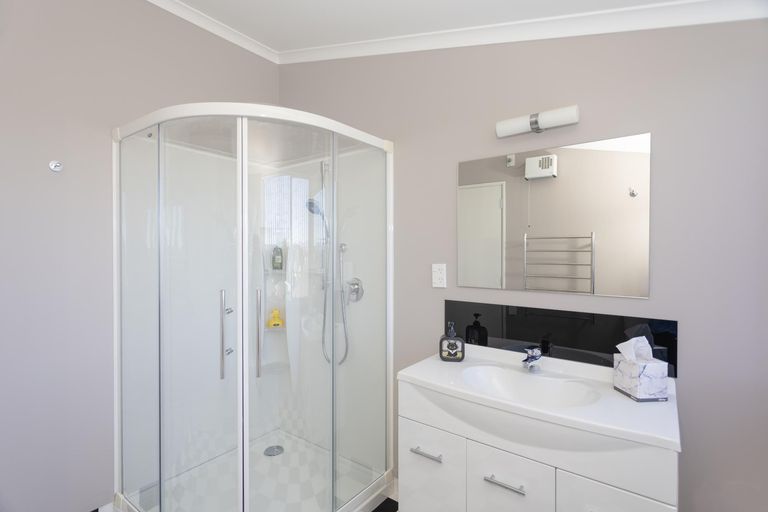 Photo of property in 150 Perth Street, Holmes Hill, Oamaru, 9401