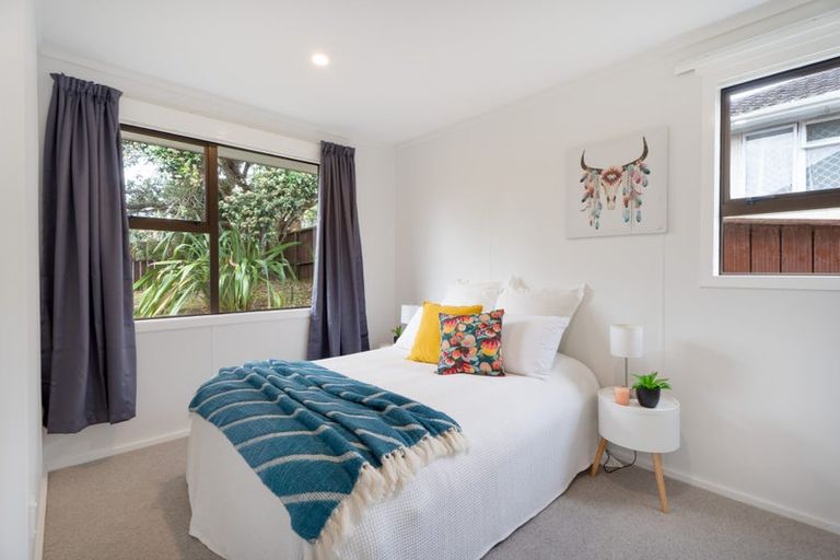 Photo of property in 25 Waihemo Street, Waitangirua, Porirua, 5024