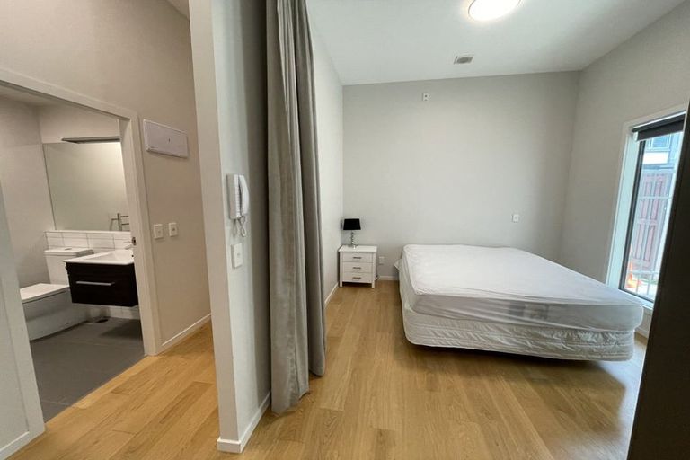 Photo of property in 1/8g Wigan Street, Te Aro, Wellington, 6011