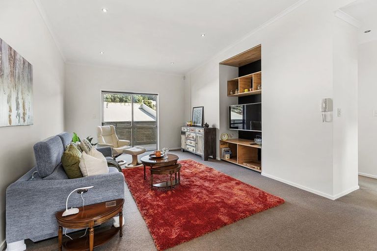 Photo of property in 8/123 The Parade, Island Bay, Wellington, 6023