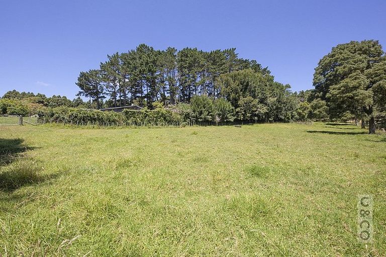 Photo of property in 306 Taiapa Road, Muriwai, 0881