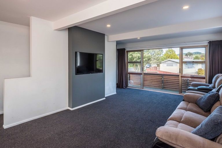 Photo of property in 5 Mamaku Street, Paraparaumu, 5032