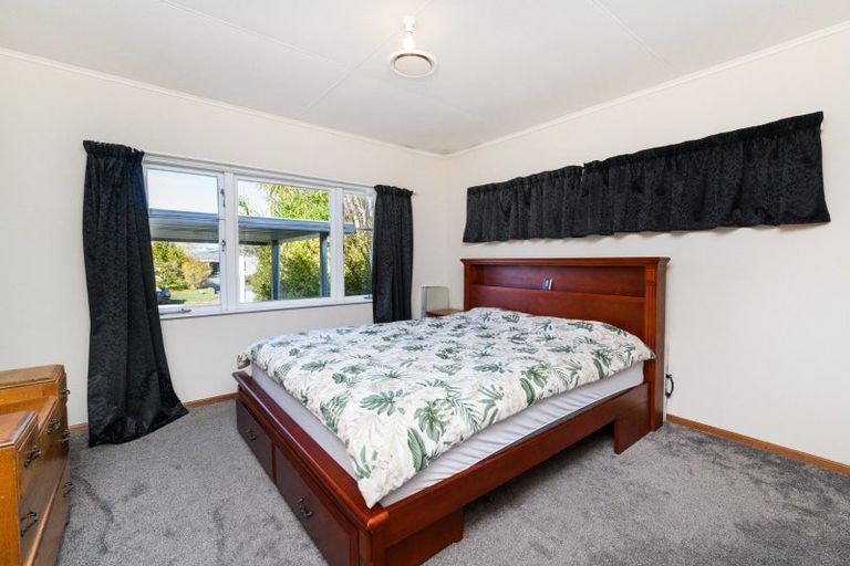Photo of property in 25 Newhaven Place, Roslyn, Palmerston North, 4414