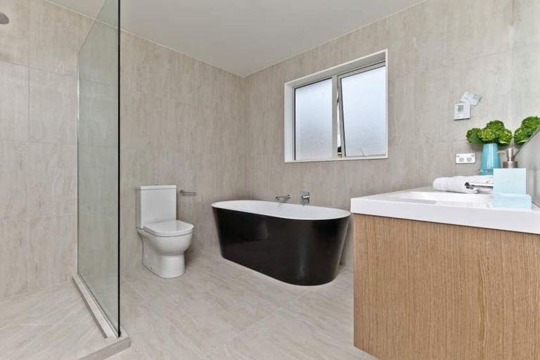 Photo of property in 41 Cilliers Drive, Silverdale, 0932