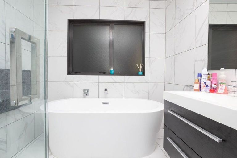 Photo of property in 77 Maunga Road, Dannevirke, 4976