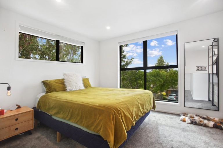 Photo of property in 6/2 Jadewynn Drive, Massey, Auckland, 0614