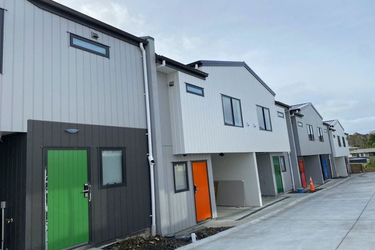 Photo of property in 16 Panga Place, Henderson, Auckland, 0612