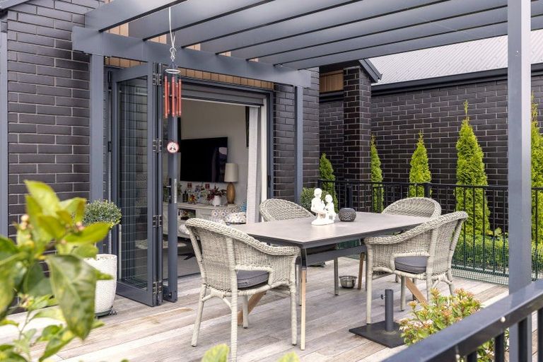 Photo of property in 43 Harakeke Drive, Wharewaka, Taupo, 3330