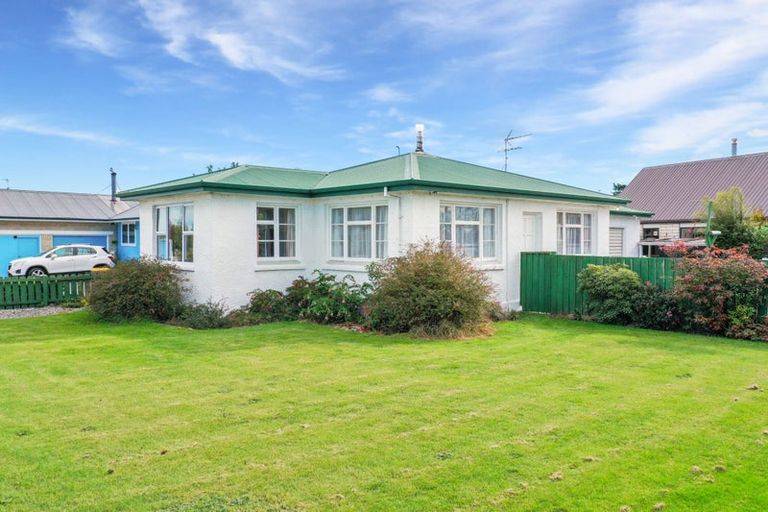 Photo of property in 146 Mcmurdo Street, Tinwald, Ashburton, 7700