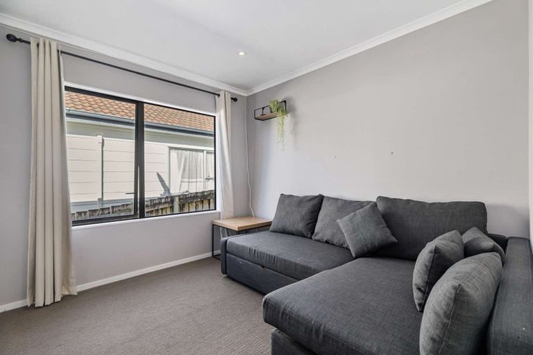 Photo of property in 52a Keegan Drive, Massey, Auckland, 0614