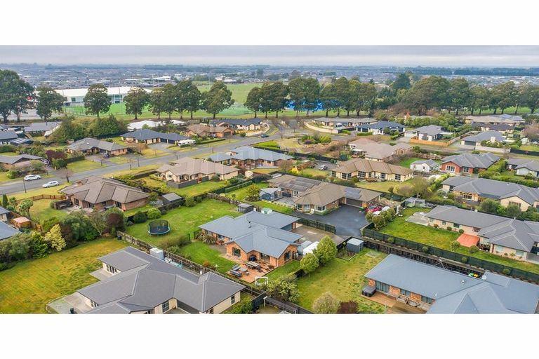 Photo of property in 14b Cameron Crescent, Rolleston, 7614