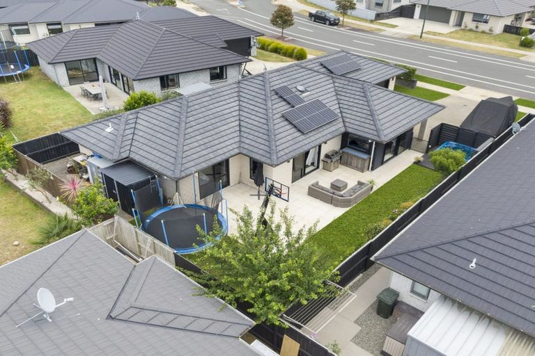 Photo of property in 7 Livingstone Drive, Papamoa Beach, Papamoa, 3118