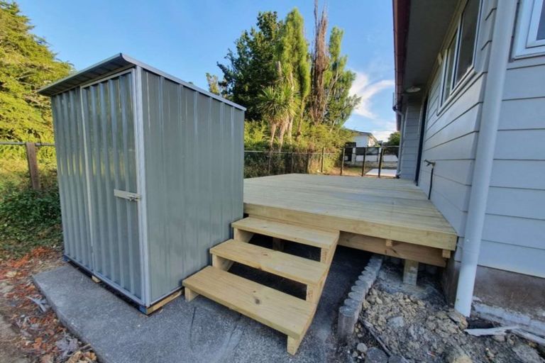 Photo of property in 575 Swanson Road, Ranui, Auckland, 0612