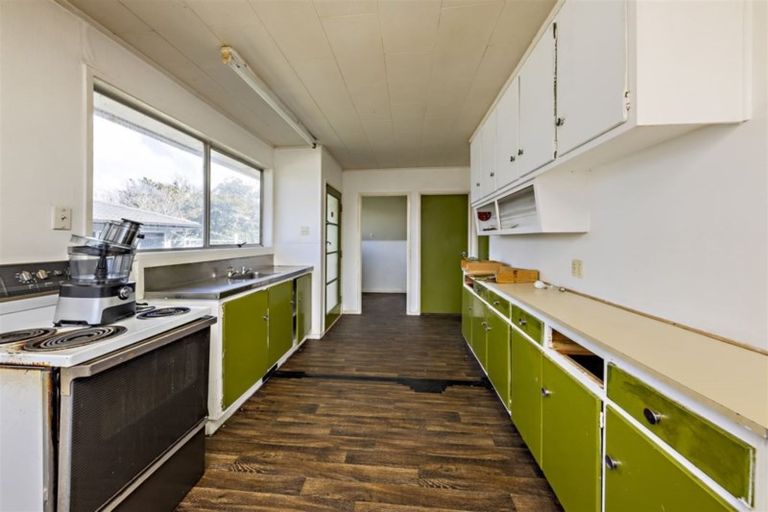 Photo of property in 87 Friedlanders Road, Manurewa, Auckland, 2102