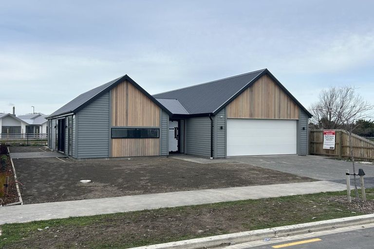 Photo of property in 63 Timara Crescent, Marshland, Christchurch, 8083