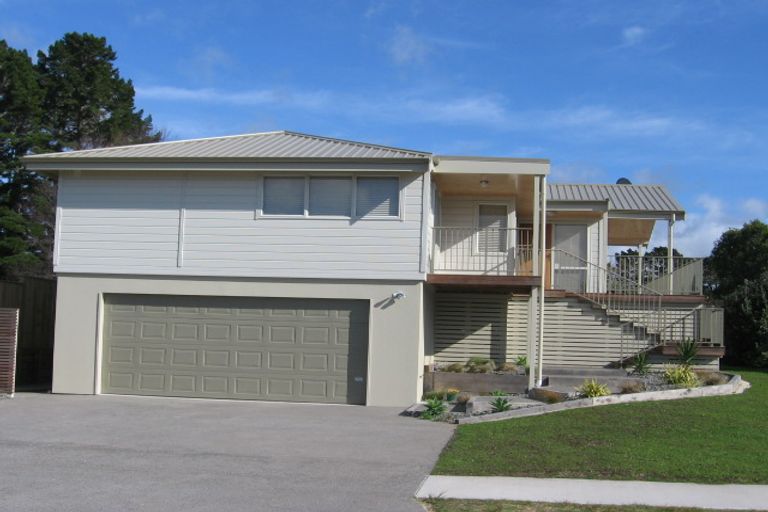 Photo of property in 24 Vista Paku, Pauanui, Hikuai, 3579