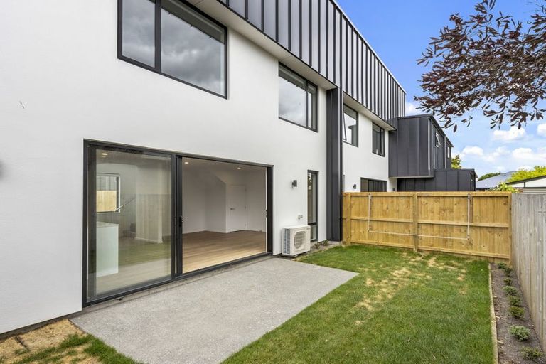 Photo of property in 1/55 Cleveland Street, Edgeware, Christchurch, 8013