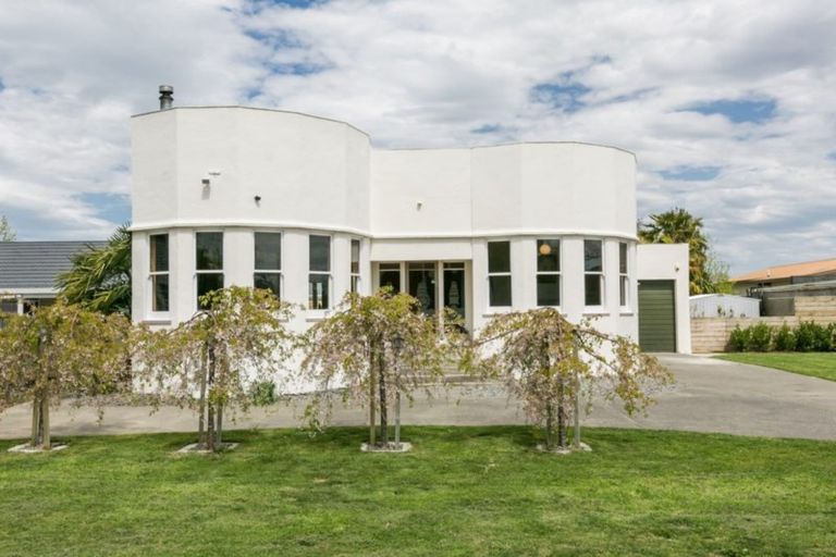 Photo of property in 12 Moeller Street, Taradale, Napier, 4112