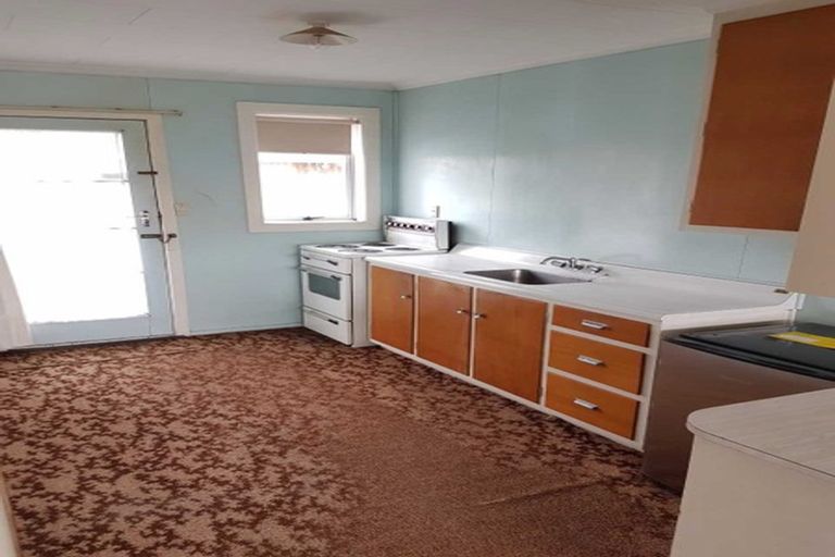 Photo of property in 41 Robertson Street, Richmond, Invercargill, 9810