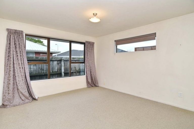 Photo of property in 271 Wairakei Road, Bryndwr, Christchurch, 8053