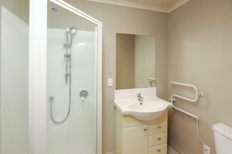 Photo of property in 9h Denver Place, Hamilton East, Hamilton, 3216