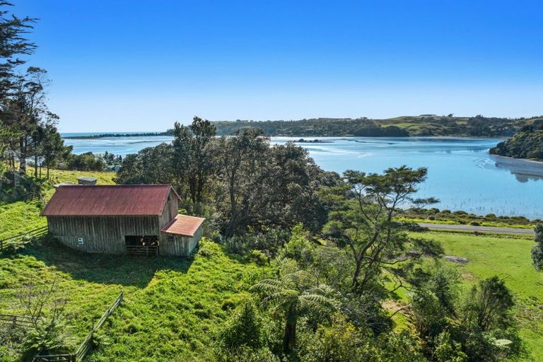 Photo of property in 107 Ohiwa Loop Road, Waiotahe, Opotiki, 3198