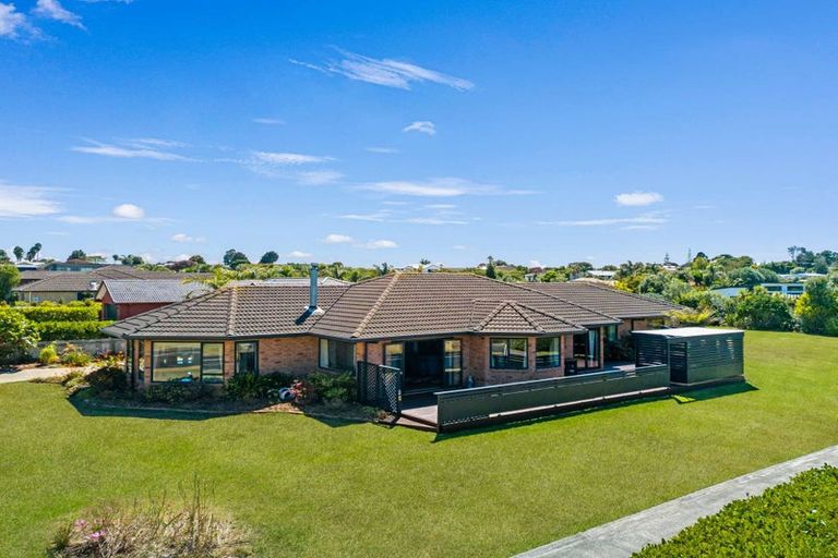 Photo of property in 58 Omana Avenue, Shelly Beach, Helensville, 0874