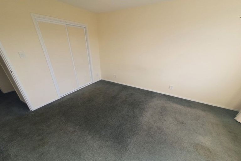 Photo of property in 2/1 Glenbyre Place, Bromley, Christchurch, 8062
