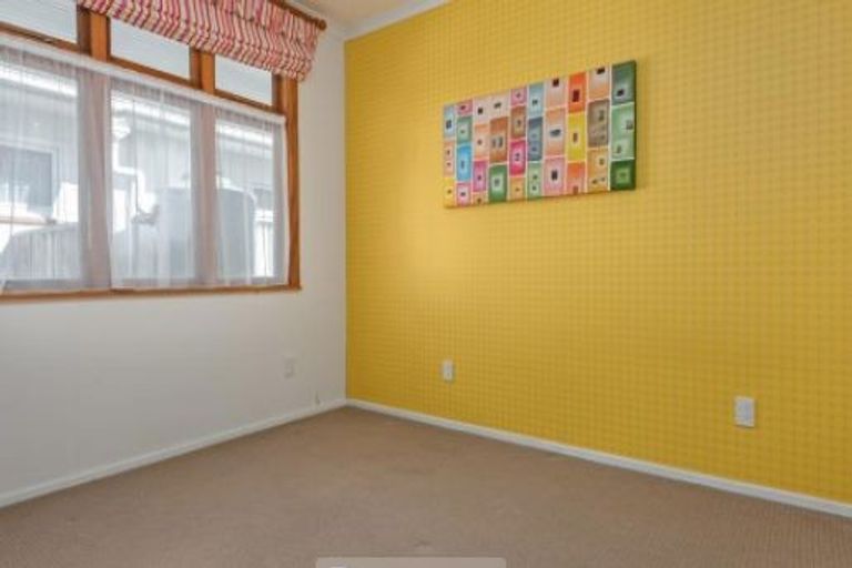Photo of property in 10 Jensen Street, Hokowhitu, Palmerston North, 4410