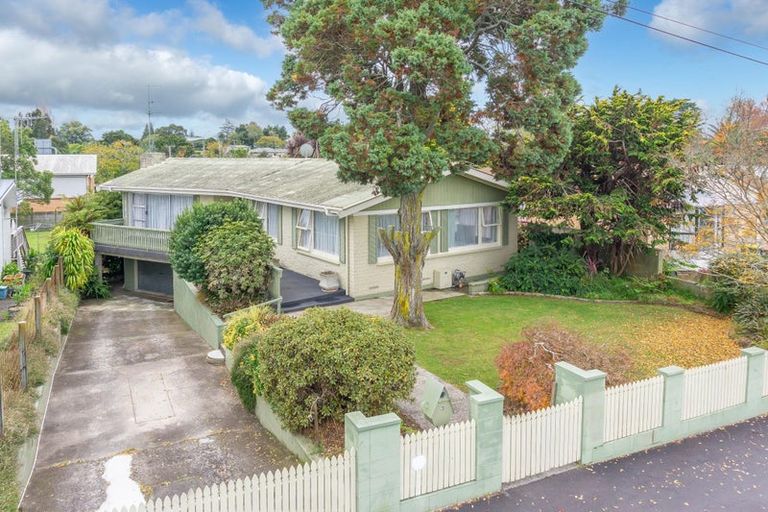 Photo of property in 3 Tomin Road, Glenview, Hamilton, 3206
