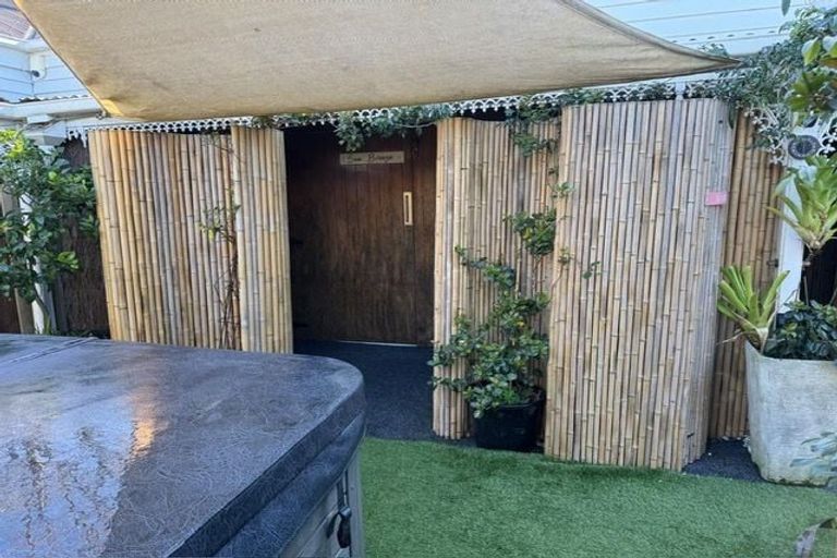 Photo of property in 36 Rame Road, Greenhithe, Auckland, 0632