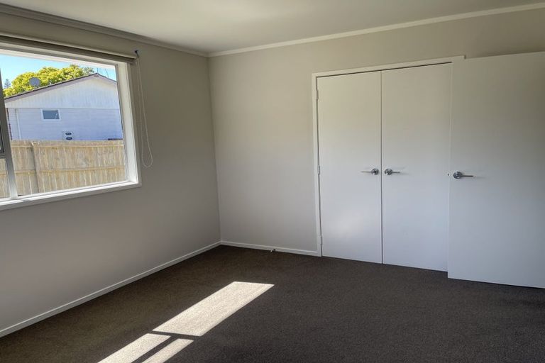 Photo of property in 7 Pitcher Place, Glen Eden, Auckland, 0602