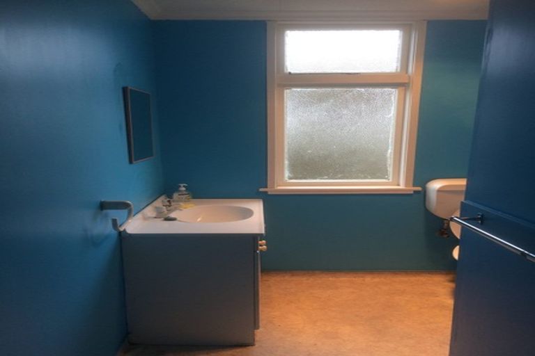 Photo of property in 56 Sale Street, Hokitika, 7810