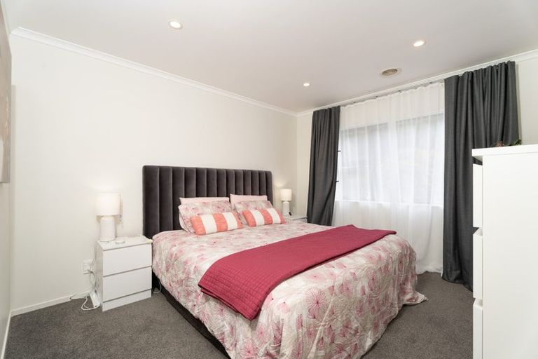 Photo of property in 61 Melksham Drive, Churton Park, Wellington, 6037