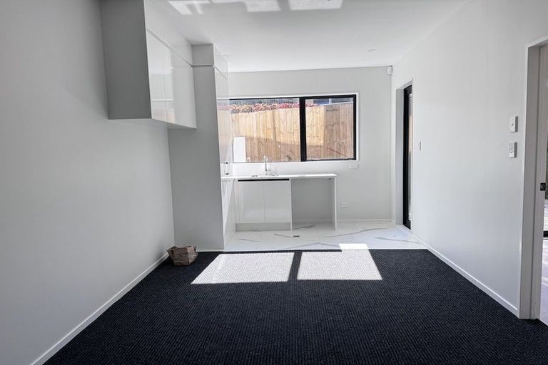 Photo of property in 8 Hobart Crescent, Wattle Downs, Auckland, 2103