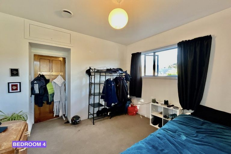 Photo of property in 6 Armstrong Avenue, Saint Martins, Christchurch, 8022