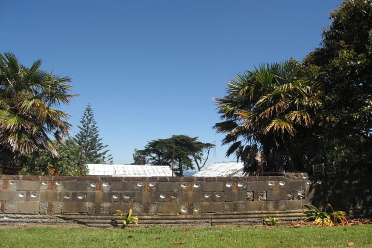 Photo of property in 126 Town Point Road, Maketu, 3189