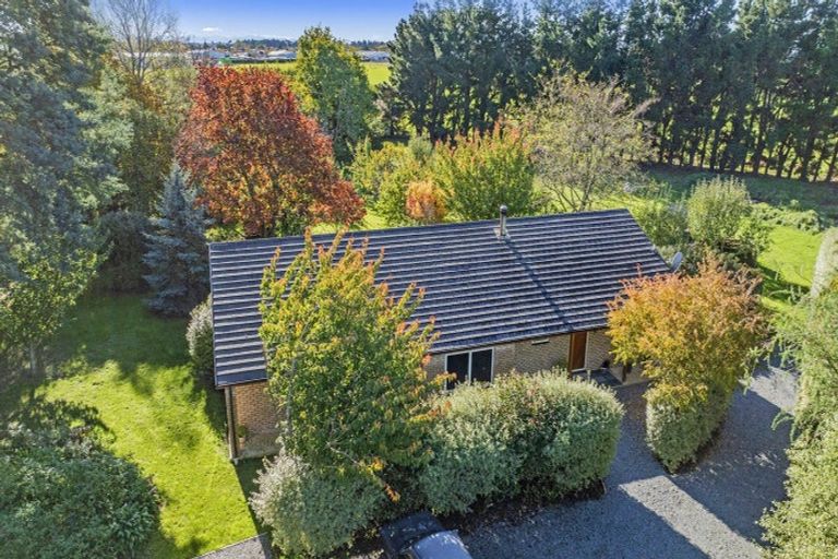 Photo of property in 42 Leeston Lake Road, Leeston, 7632