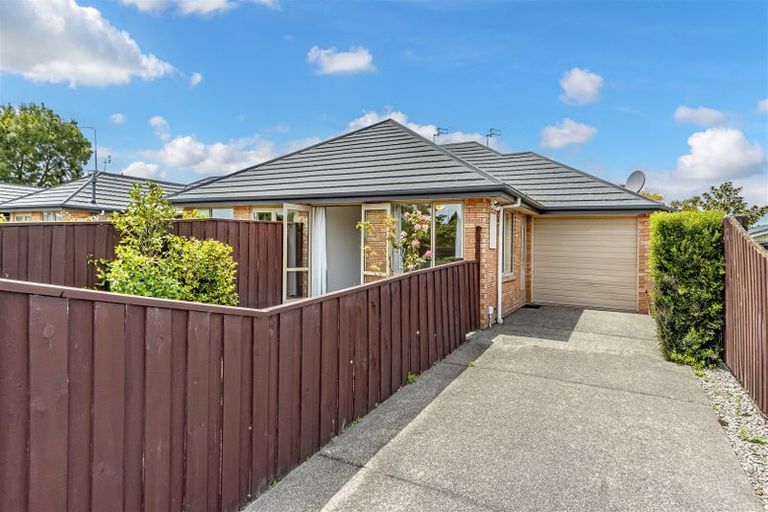Photo of property in 4/1 Blairdon Place, Bishopdale, Christchurch, 8053