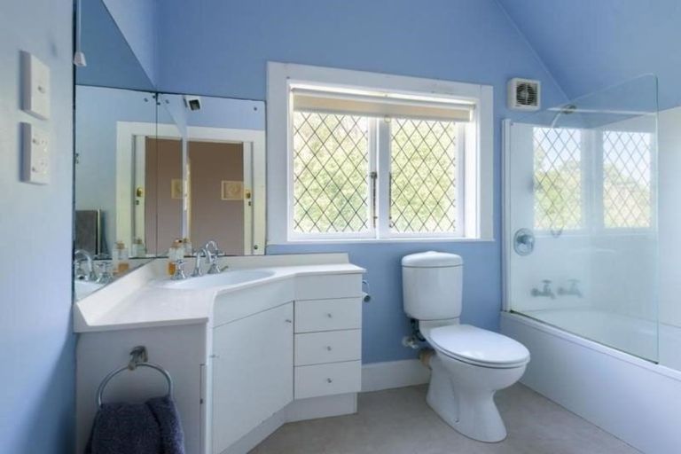 Photo of property in 26 Fitzroy Street, Wadestown, Wellington, 6012